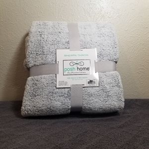 Posh Home Sherpa White, Grey Blanket Throw NWT